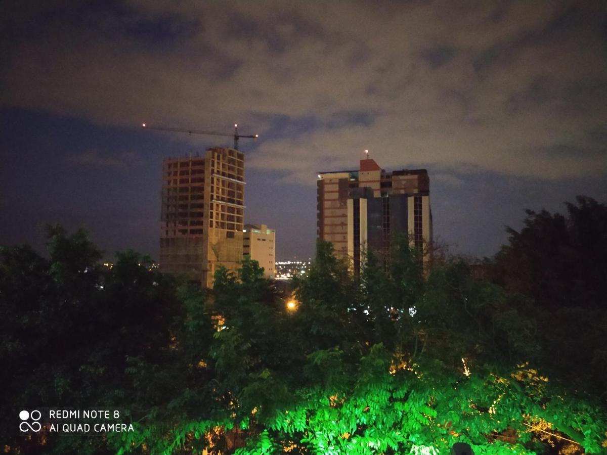 Amplio Y Comodo Apartamento Con Bella Vista En Pleno Centro Ciudad del Este Extérieur photo