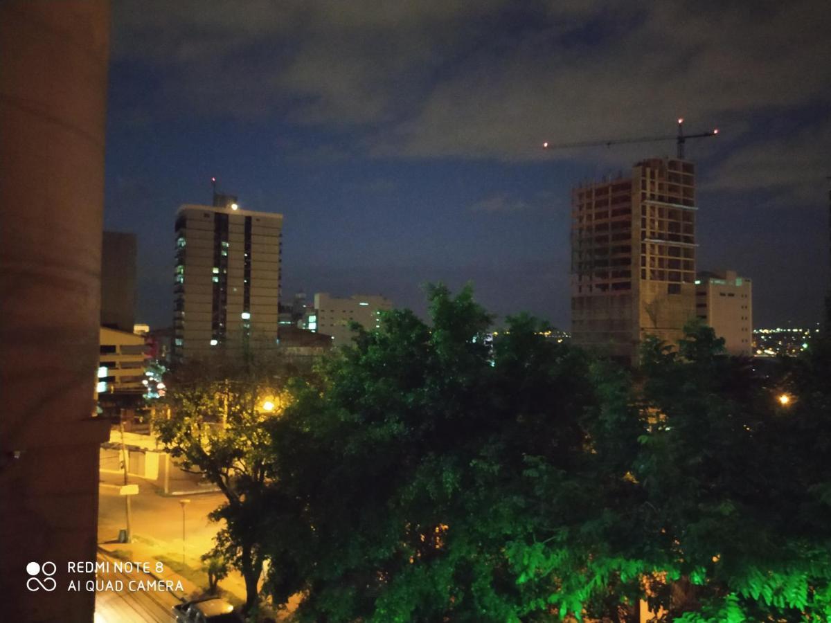 Amplio Y Comodo Apartamento Con Bella Vista En Pleno Centro Ciudad del Este Extérieur photo
